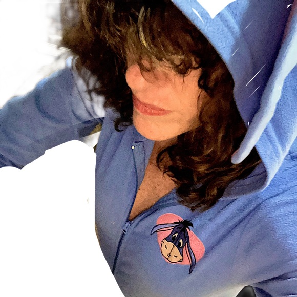 Adorable periwinkle footsie PJ’s Disney’s “Eeyore” from Winnie-the-Pooh size S - Picture 9 of 11